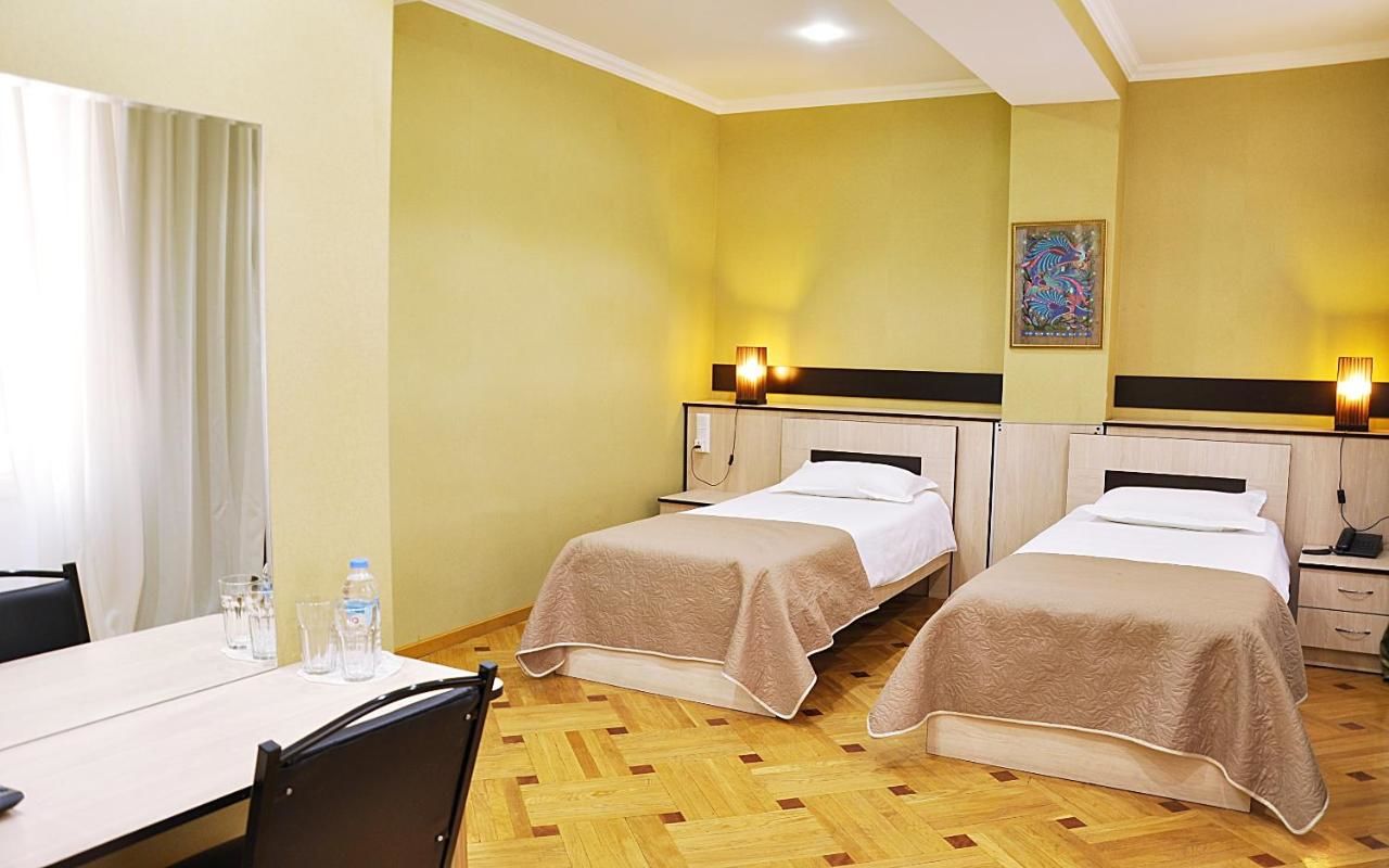 Отель Hotel Frida Тбилиси-15