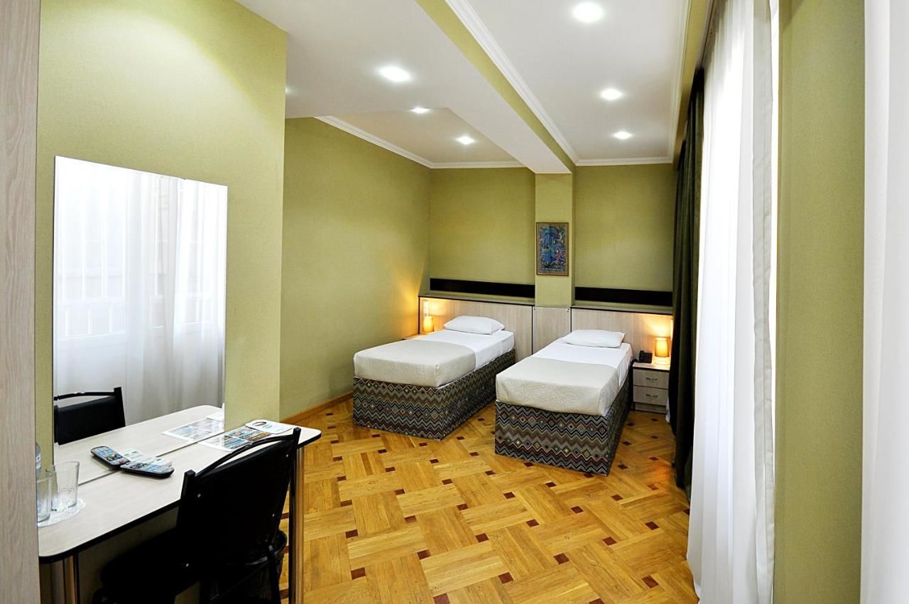 Отель Hotel Frida Тбилиси-16