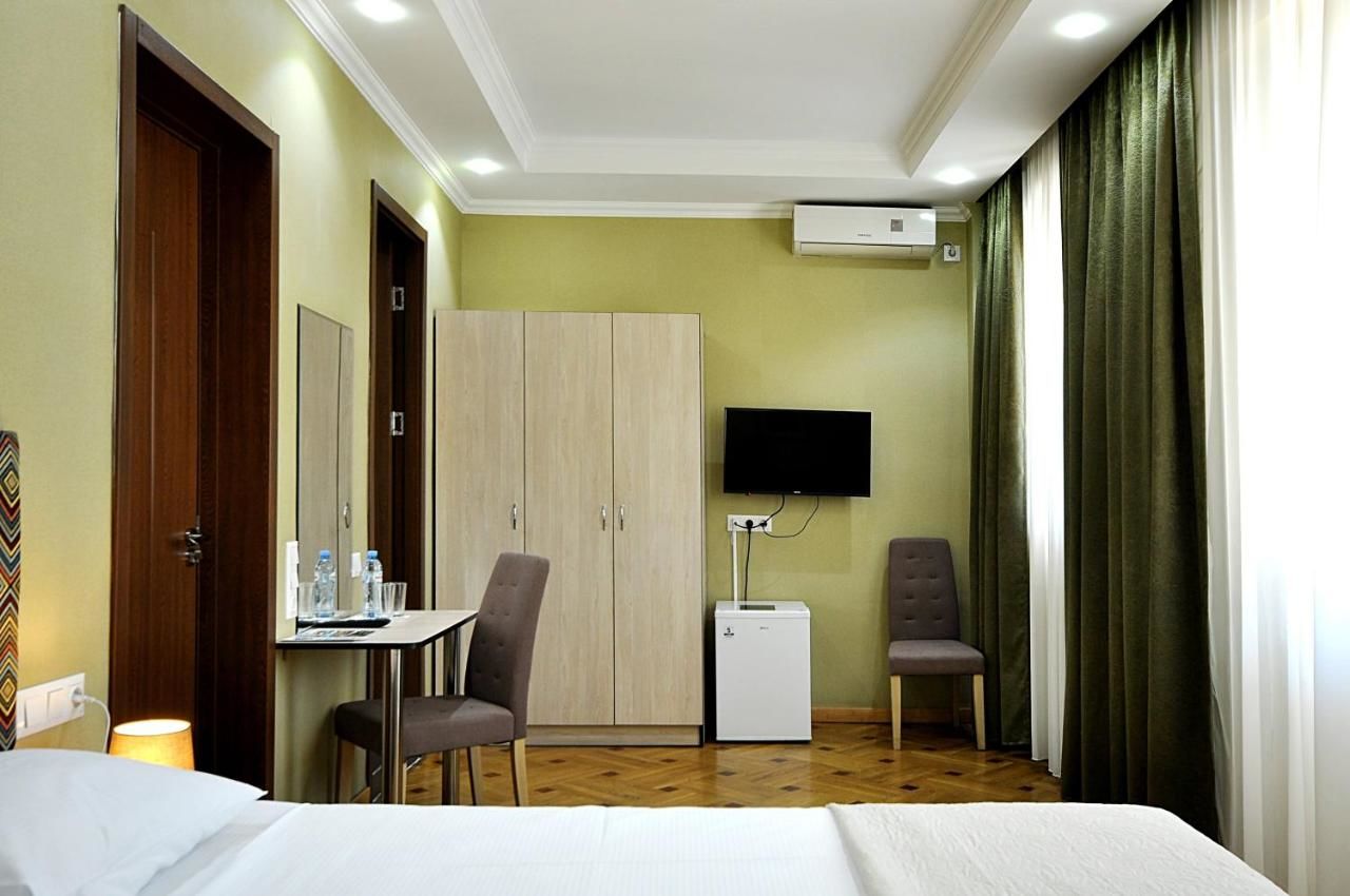 Отель Hotel Frida Тбилиси-19