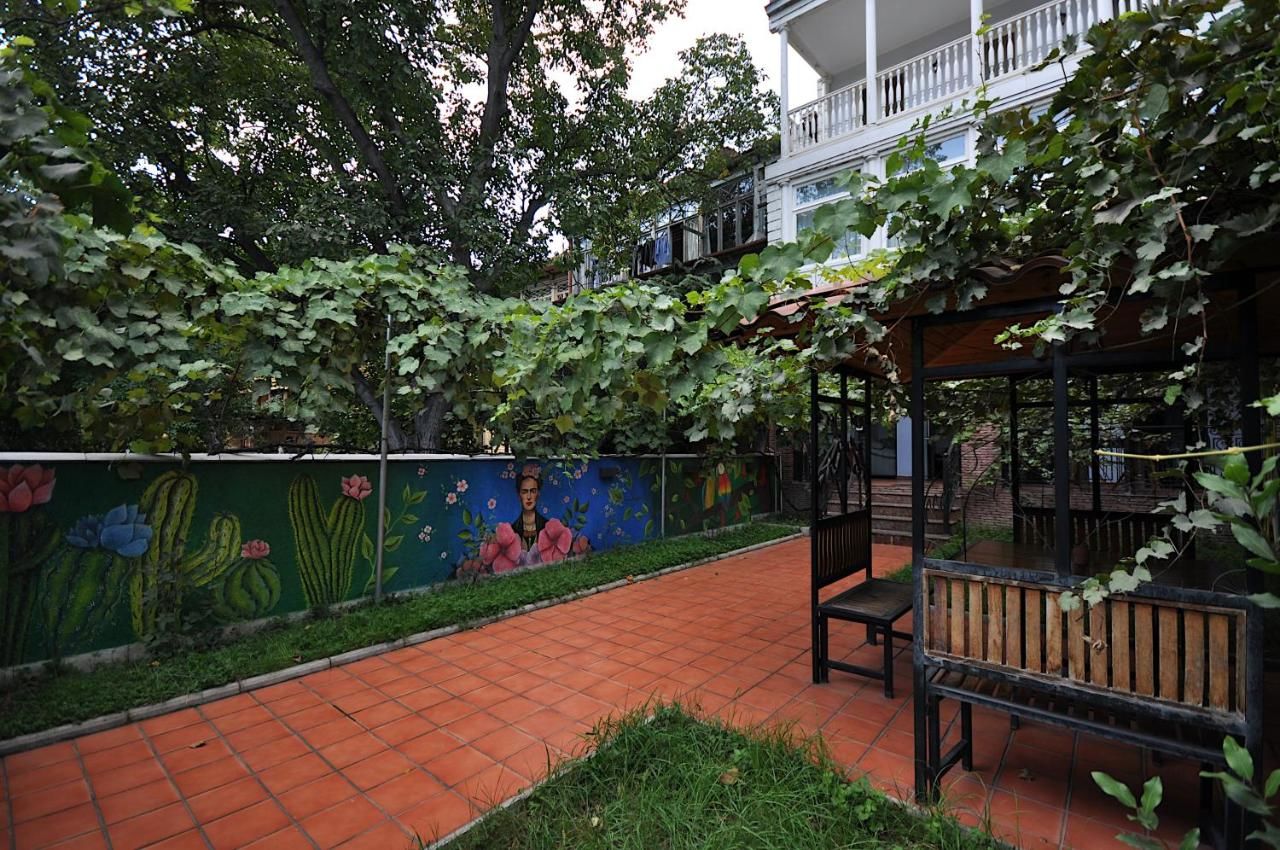 Отель Hotel Frida Тбилиси-39