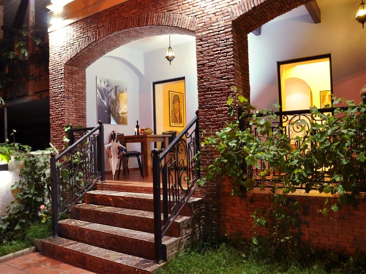 Отель Hotel Frida Тбилиси-7